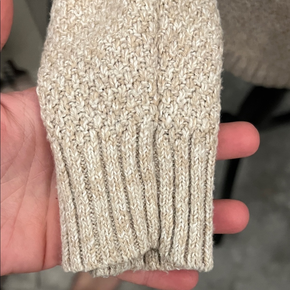 Pink Clover Textured Beige Sweater Stitch Fix - Picture 5 of 7